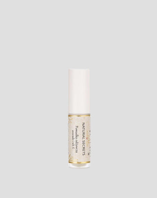 Natural Secrets nutritional lipstick with shea butter to regenerate chapped lips - 1