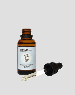 Squalane from sugarcane reducing sebum secretion Bracia Mydlarze_2 - 2