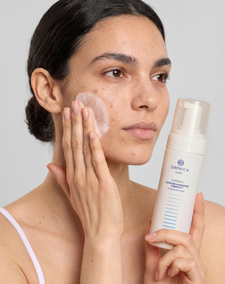 Cleansing foam for sensitive and acne-prone skin with betaine, panthenol, and allantoin Cleansing Orphica Clinic 150 ml - 3