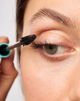 Orphica Clinic UP thickening, curling and lengthening XL effect mascara - 2