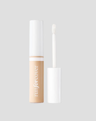 Concealing Under-Eye Corrector Smoothing Fine Lines Shade 40 Golden Beige Run for Cover Paese