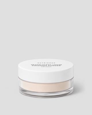 Loose, transparent finishing powder with a silky finish Nutridome_3