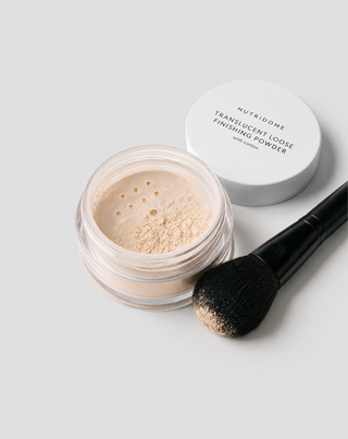 Loose, transparent finishing powder with a silky finish Nutridome